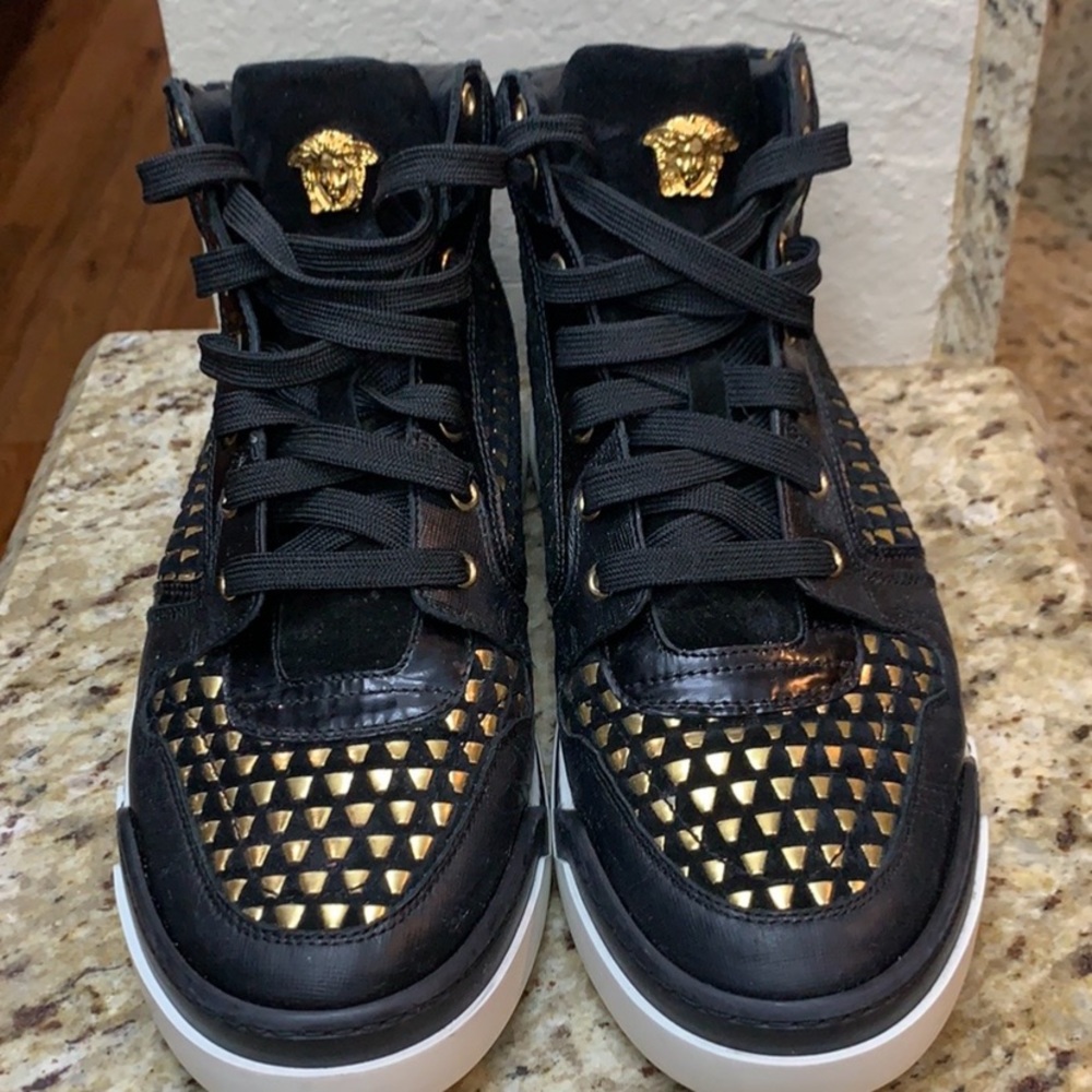 Men’s Versace shoes